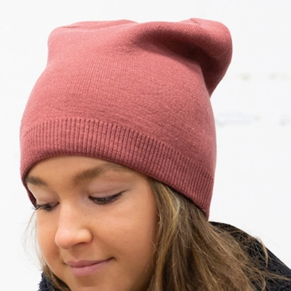 Winter Berry Cashmere Blend Beanie - Picture 1 of 1